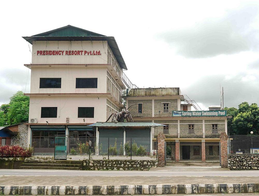 Presidency Resort Upardang Gadhi 외부 사진